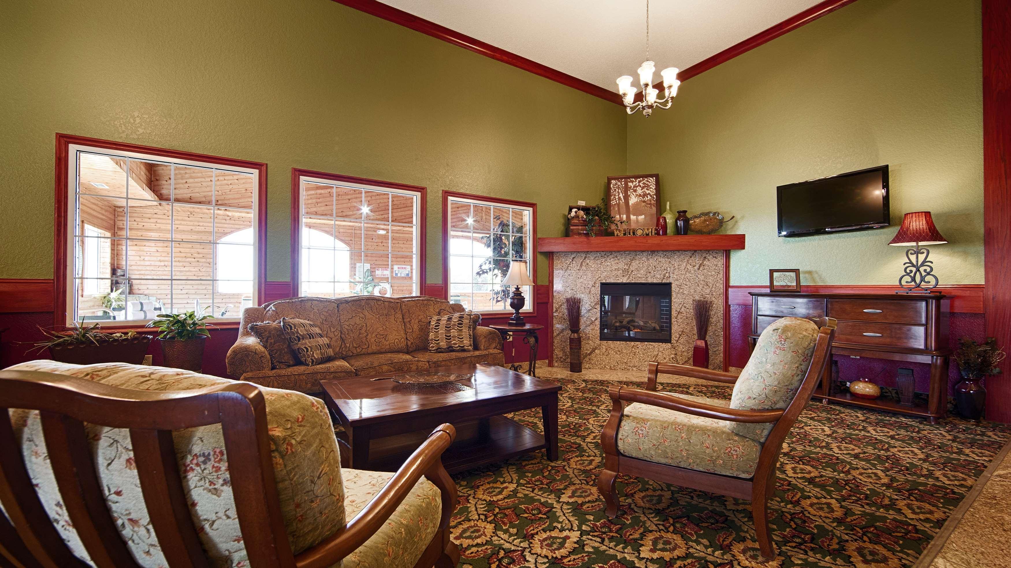 Pioneer Inn & Suites Grinnell Extérieur photo