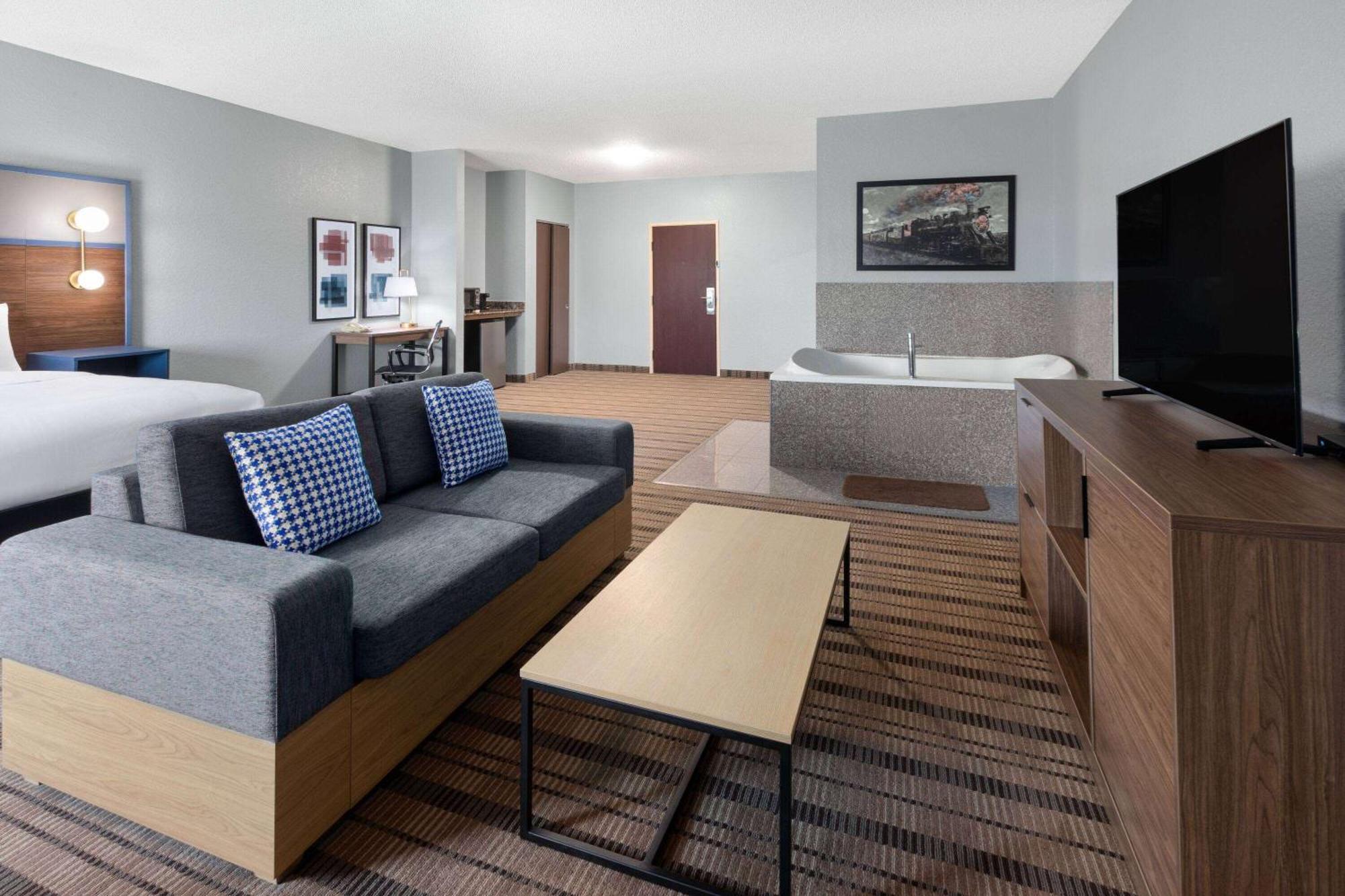 Pioneer Inn & Suites Grinnell Extérieur photo