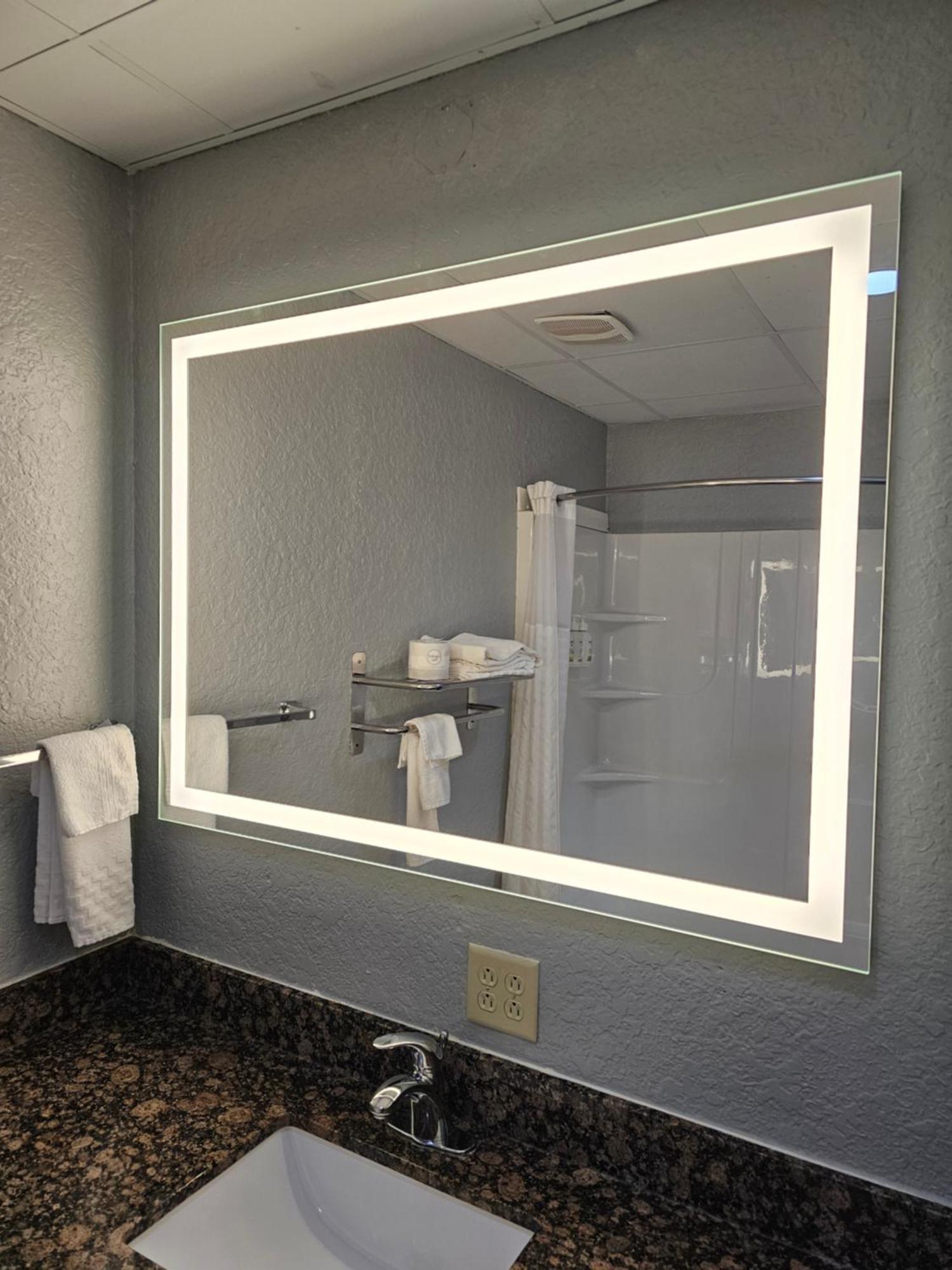 Pioneer Inn & Suites Grinnell Extérieur photo
